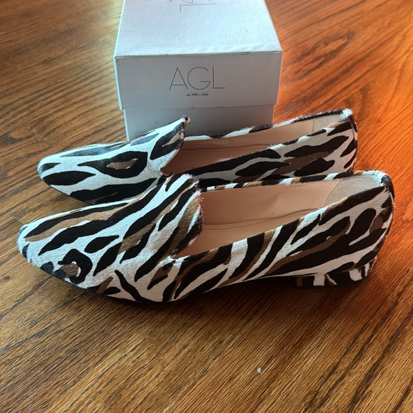 AGL Haircalf Animal Print Loafer - Picture 5 of 9